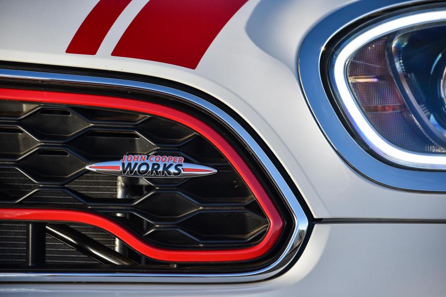 Детали экстерьера Mini John Cooper Works Countryman (F60) 2017 года  (ZA) (фото 16 из 40)
